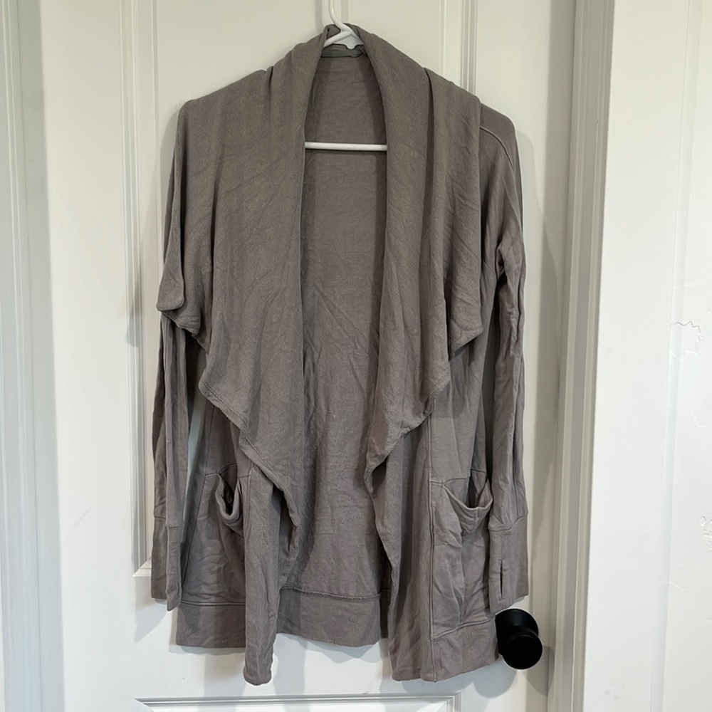 Fog Gray Studio Cardigan from Athleta in size XXS with magnetic closures.